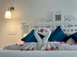 Oceanic - Luxury Boutique Hotel，位于帕罗林的酒店