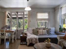 Edessa Lodge，位于Glenlyon的酒店