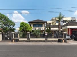 RedDoorz Syariah @ Jalan Siliwangi Tasikmalaya，位于打横的酒店
