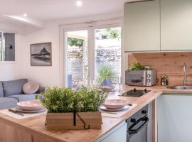 Appartement fraîchement rénovée - Jacuzzi au cœur de Caen，位于凯恩的酒店