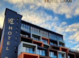 Hotel Cami，位于德巴尔班伊什特水疗和康体中心附近的酒店