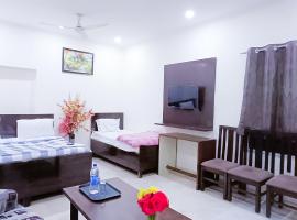 Jerry Residency - Foregner Friendly Luxury Rooms，位于新德里的酒店