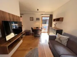 Apartment Kleines Bergblick 09 by Interhome
