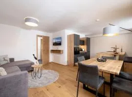 Apartment Deluxe Bergblick 10 by Interhome