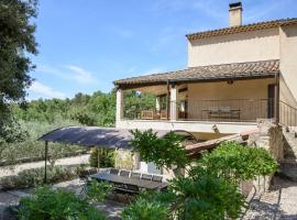 Les Gardis your ideal refuge in Provence !，位于卡代纳的酒店