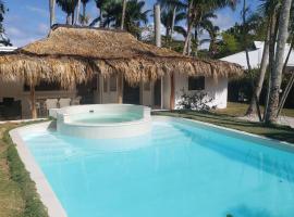 SO NICE Villa Las Terrenas near Ballenas Beach，位于拉斯特拉纳斯的酒店