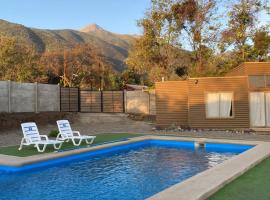 Cabaña en Olmue con piscina compartida，位于El Granizo的度假园