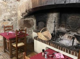 Auberge du désert，位于Saint-Nazaire-le-Désert的酒店