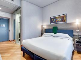 Best Western Plus Hotel Plaza，位于那不勒斯的酒店