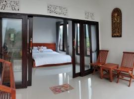 Giri Swari Homestay，位于希德门的酒店