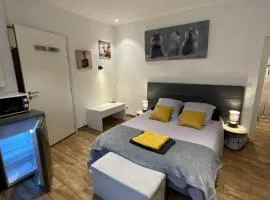 la Montagnette les marmottes STUDIO maison en travaux de 10h a 17h
