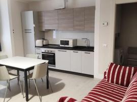 Appartamento Le Rondini A，位于因特拉的酒店