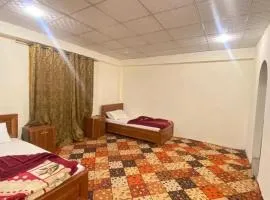 Finger Peak Hotel