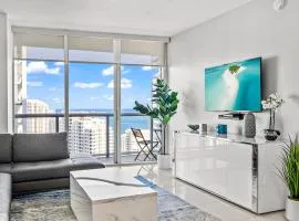 *ICONIC W ICON CONDO/ POOL&WATERVIEWS*FREESPA*