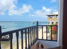 Pwani House - Lamu Seafront