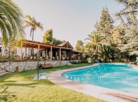 Hotel Fundo Las Tortolas，位于利马切的酒店