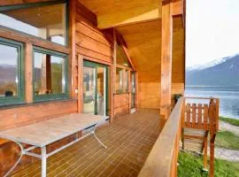 10 person holiday home in EIDSVÅG