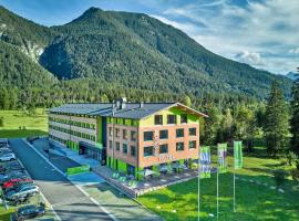 Explorer Hotel Garmisch，位于法尔先特的酒店