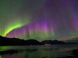 6 person holiday home in Finnsnes-By Traum，位于芬斯内斯的酒店