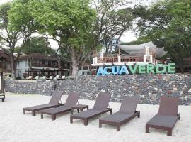 Acuaverde Beach Resort，位于圣胡安的酒店