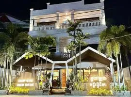 Chhouy Vathna Angkor Boutique