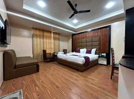 Fair Mount, Airport Road, Humhama Srinagar，位于斯利那加的酒店