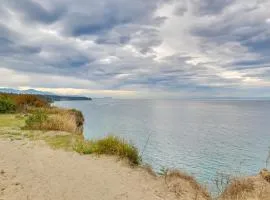 Oceanfront Port Angeles Home with Mountain View!