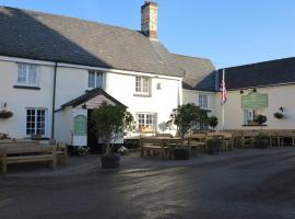Half Moon Inn，位于Sheepwash的酒店