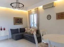 OAK apartment - Garden, Monodri