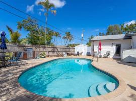 Beach House/KING BD/Hot Tub/Pool/Fire Pit/Gym/Golf，位于兰塔纳的酒店