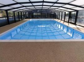 Cottage Nature Piscine partagée Vue Vilaine，位于阿尔扎的酒店