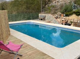 Maison Andalouse avec piscine，位于El Almendral的酒店