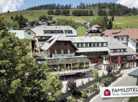 Hotel Engel - Familotel Hochschwarzwald，位于托特瑙贝格舒尔马特缆车附近的酒店