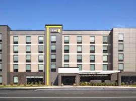 Home2 Suites By Hilton Milwaukee West，位于西艾利斯密尔沃基里程赛车场附近的酒店