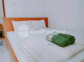 Calida Hotel Mitra RedDoorz near Alun Alun Wonosari，位于Wonosari的酒店
