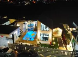 บ้านพักพูลวิลล่า love paradise ชะอำ