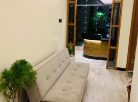 Path Hotel，位于勒克瑙的酒店