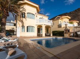 Villa Faya Ocean View With Private Pool，位于洛斯克里斯蒂亚诺斯的乡村别墅