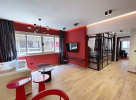 The 2 BDR Scarlet Condo 5 min to CAI Airport，位于开罗的酒店