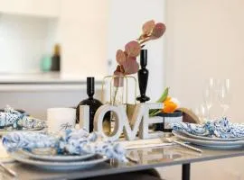 BrandNew Two Bed Apt in Surfers Paradise with Carpark