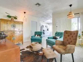 Chic Deerfield Beach Cottage - Walk to Beach!