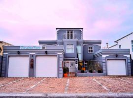 The Sandcastle Guesthouse - Melkbosstrand，位于梅尔克博斯特兰的酒店