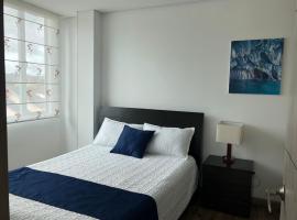 Hermoso apartamento con estacionamiento gratuito Chía N1，位于奇亚的酒店