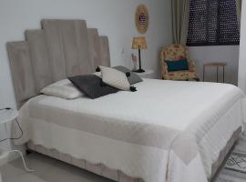chambre chez alcinda，位于明德卢的酒店