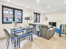 Contractors Gem, 2 bed, sleeps 6, bathroom & ensuite