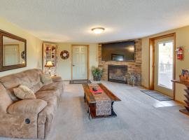 Hill City Hideaway Near Mt Rushmore and Hiking，位于希尔城的酒店