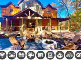 Lazy Bear Lodge cabin，位于Walland的酒店