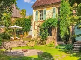 Lovely Home In Villeneuve-Sur-Yonne