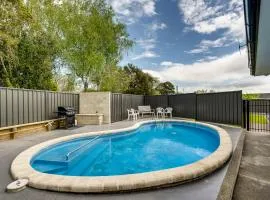 Belmont Pool Paradise - Havelock North Home