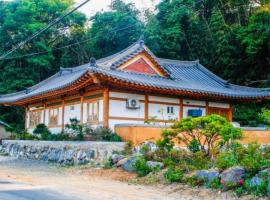 Doyosae Hanok Pension，位于顺天市的酒店